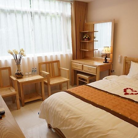 Ngan Ha Hotel Hanoi Exterior photo